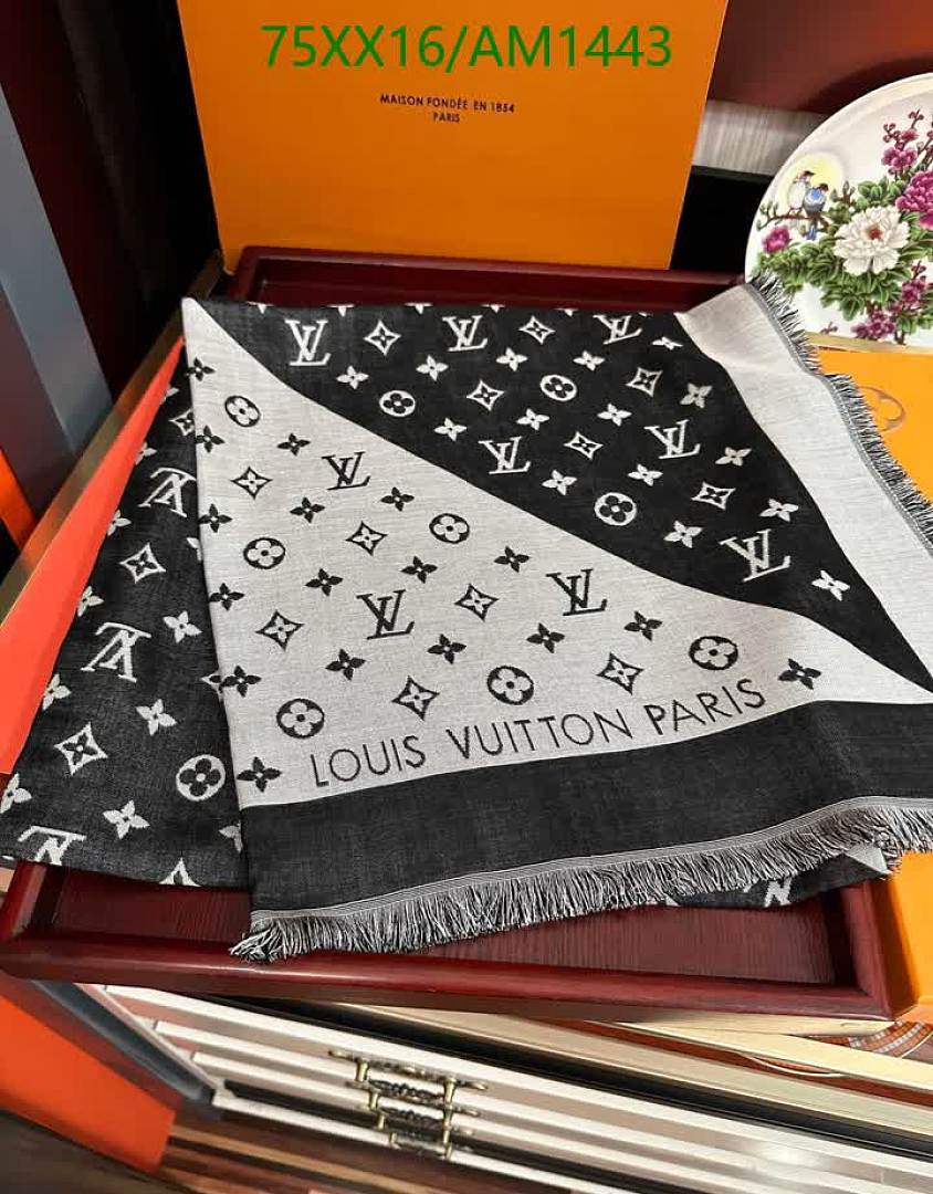 LV-Scarves Code: AM1443 $: 75USD