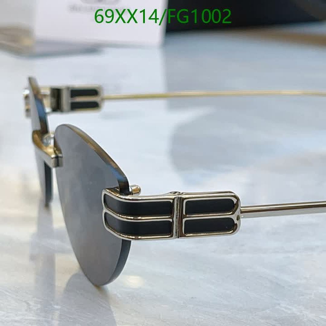 Balenciaga-Glasses Code: FG1002 $: 69USD