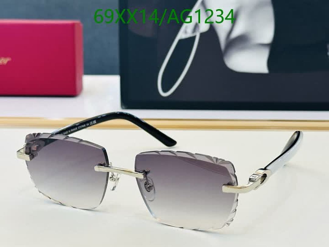 Cartier-Glasses Code: AG1234 $: 69USD
