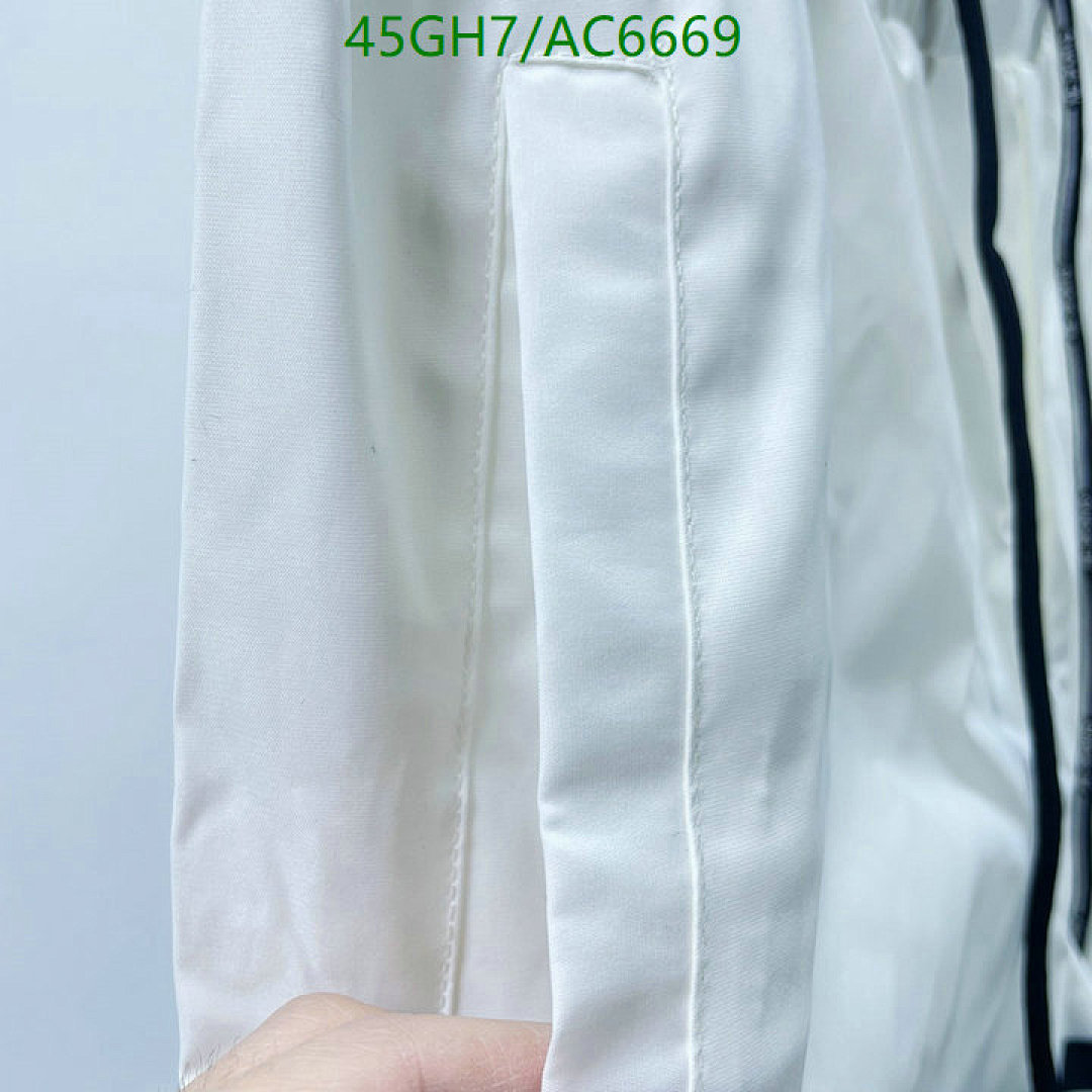 Burberry-Clothing Code: AC6669 $: 45USD