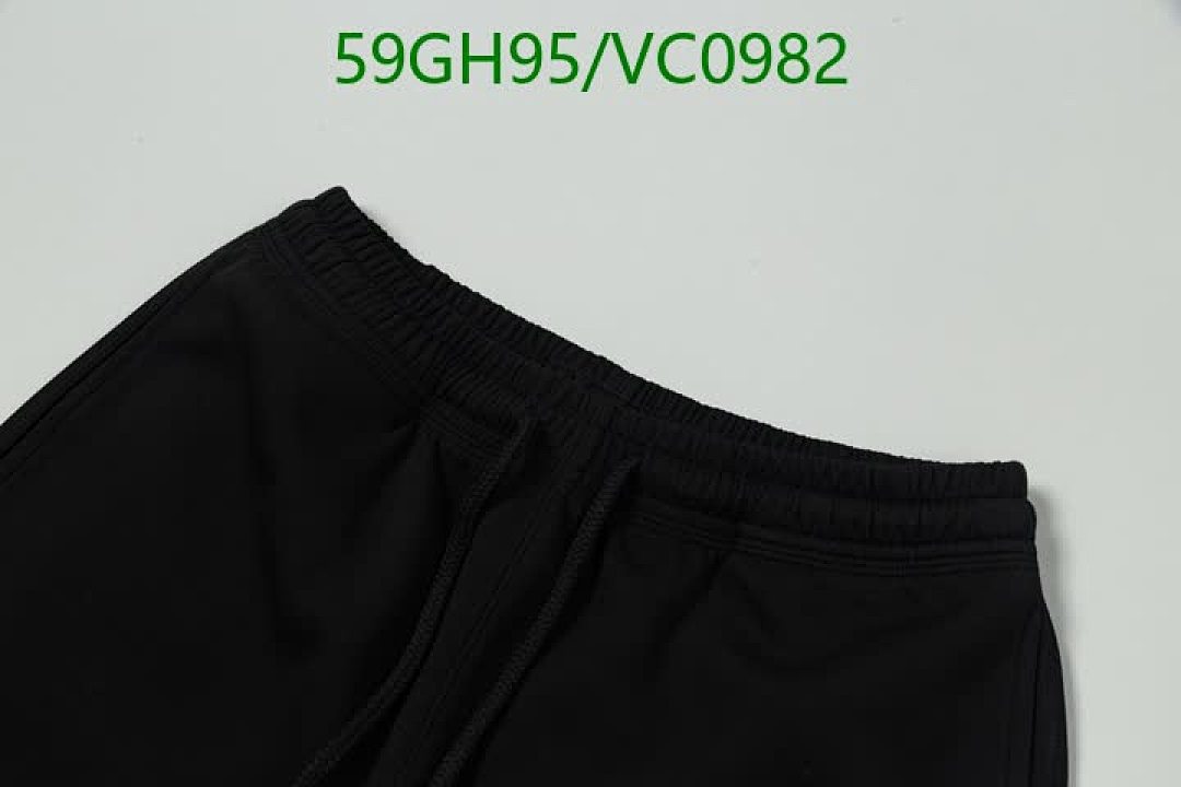 Burberry-Clothing Code: VC0982 $: 59USD