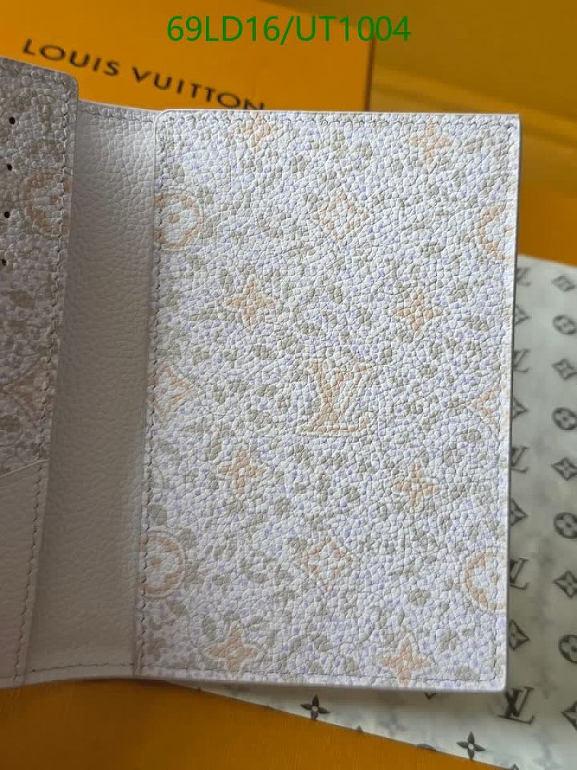 LV-WalletsMirror Quality Code: UT1004 $: 69USD