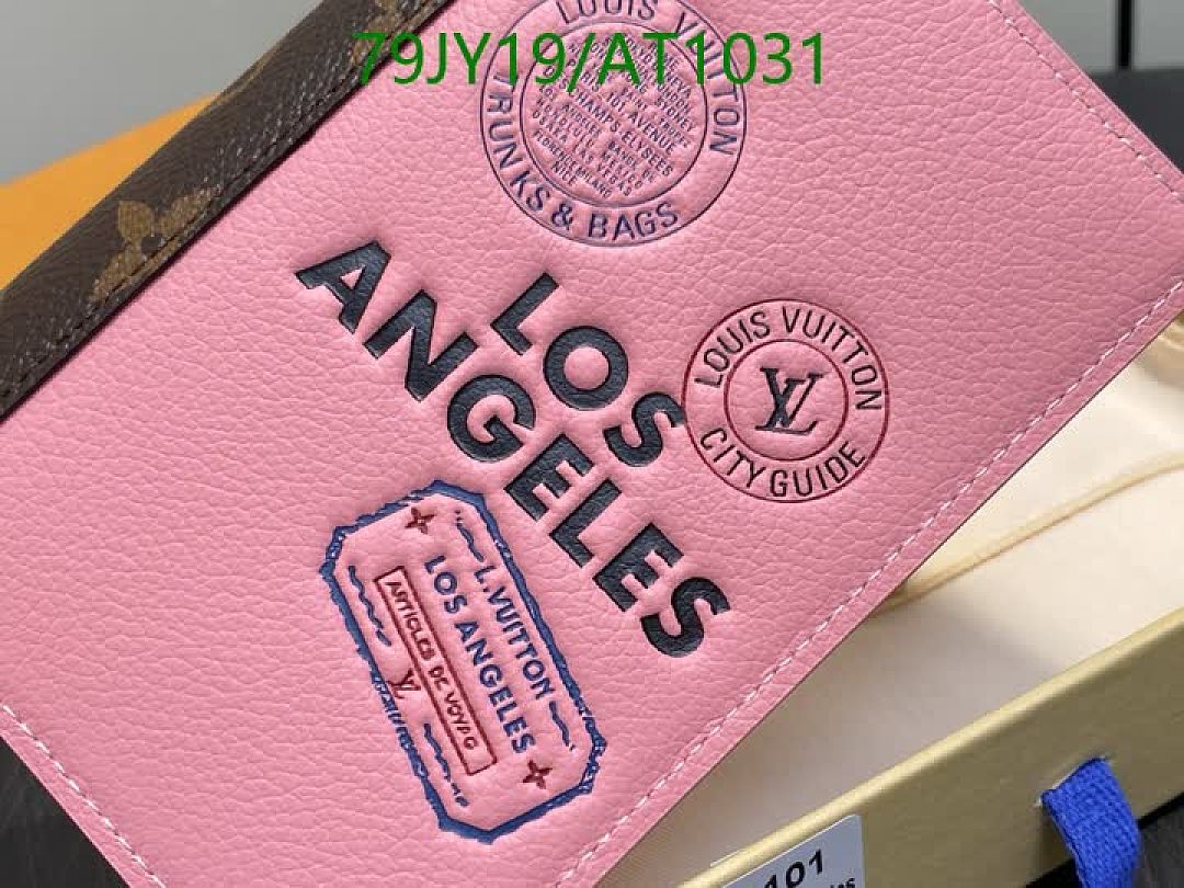 LV-WalletsMirror Quality Code: AT1031 $: 79USD