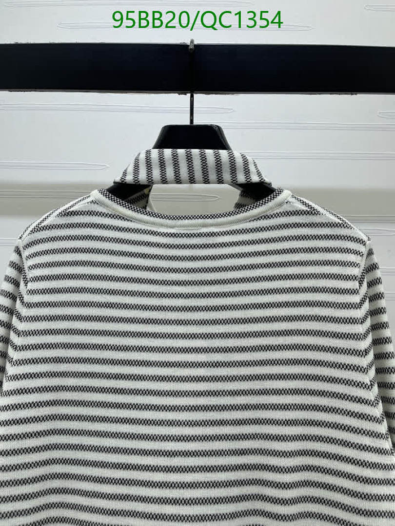 Chanel-Clothing Code: QC1354 $: 95USD