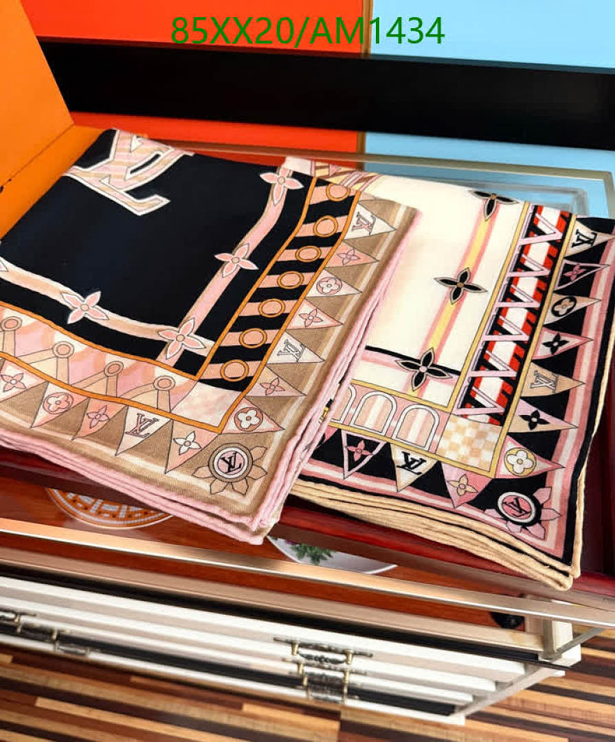 LV-Scarves Code: AM1434 $: 85USD