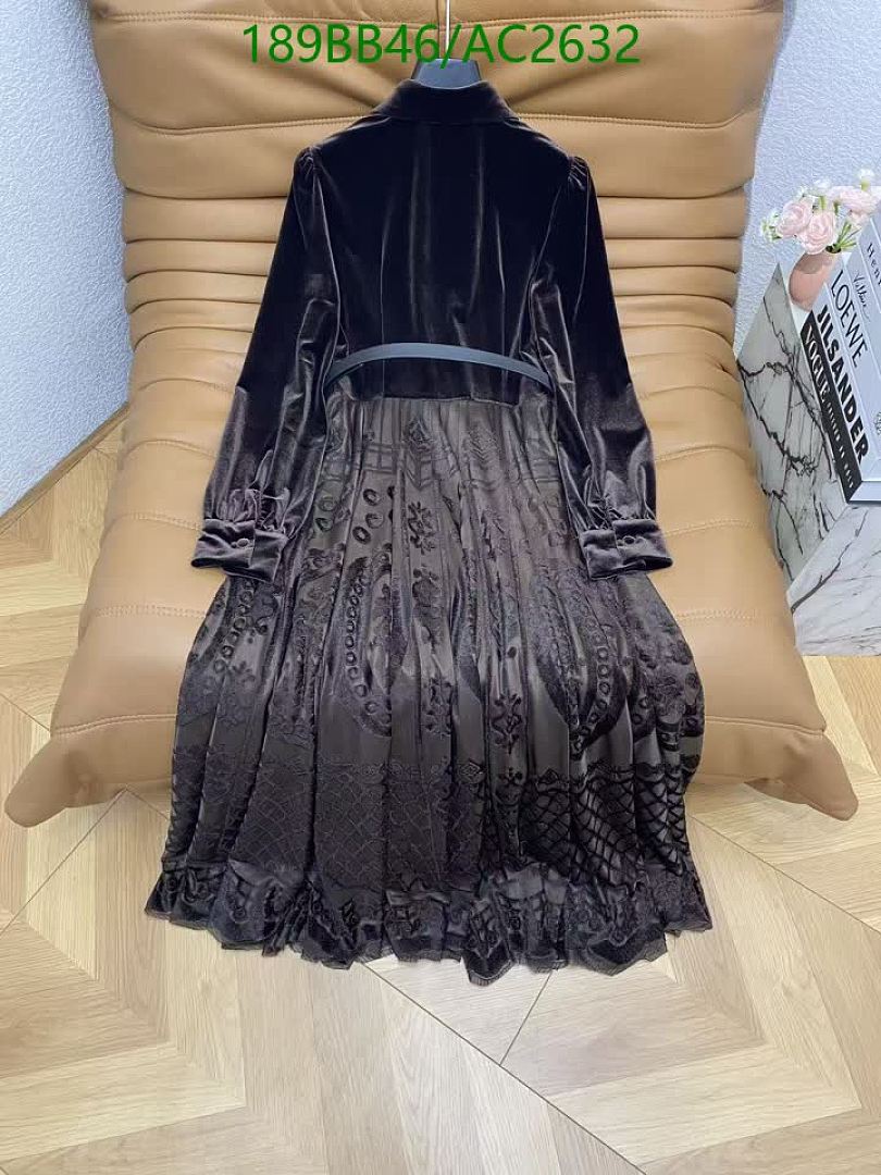 Dior-Clothing Code: AC2632 $: 189USD