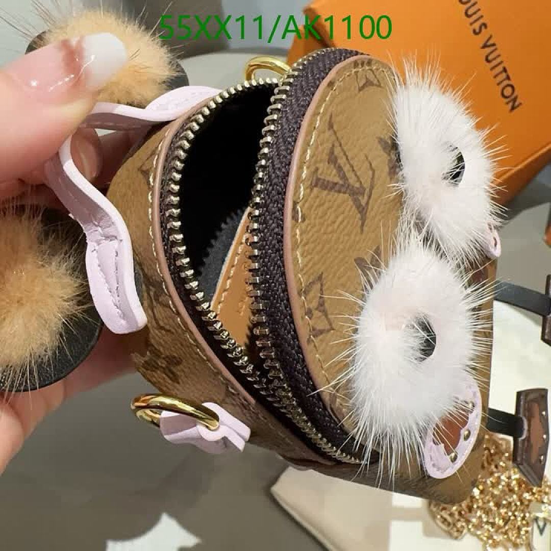 LV-Keychains & Charms Code: AK1100 $: 55USD