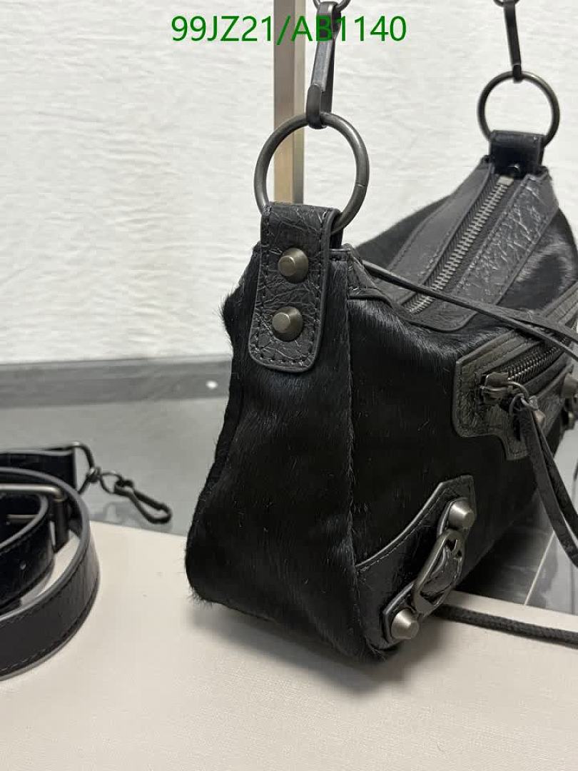 Balenciaga-Bags4A Quality Code: AB1140 $: 99USD