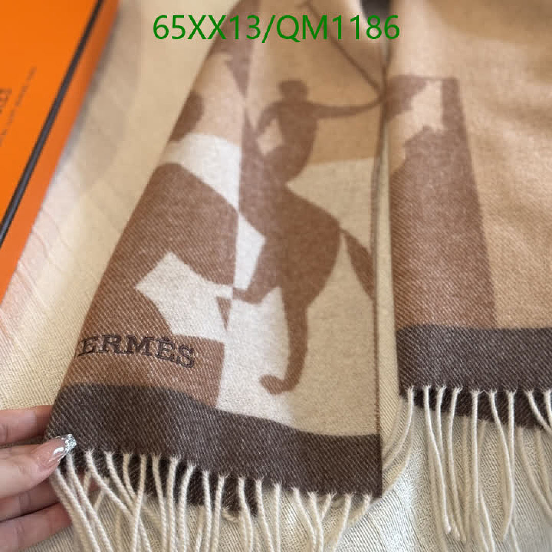 Hermes-Scarves Code: QM1186 $: 65USD