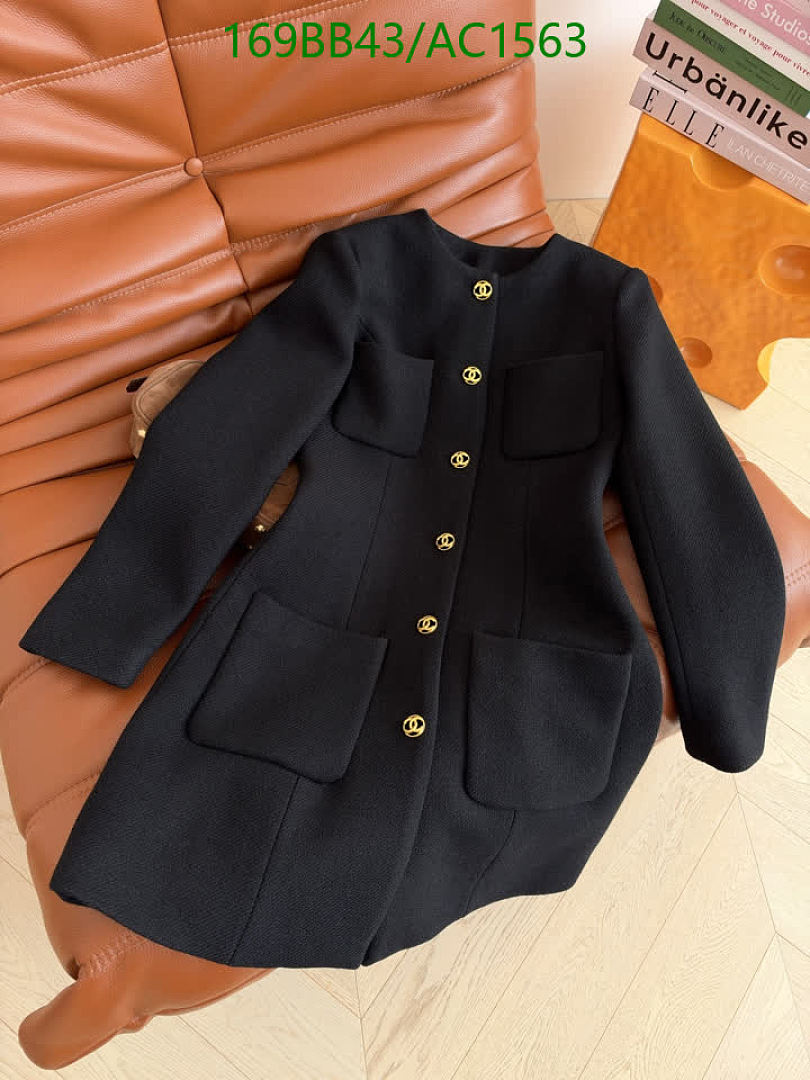 Chanel-Clothing Code: AC1563 $: 169USD