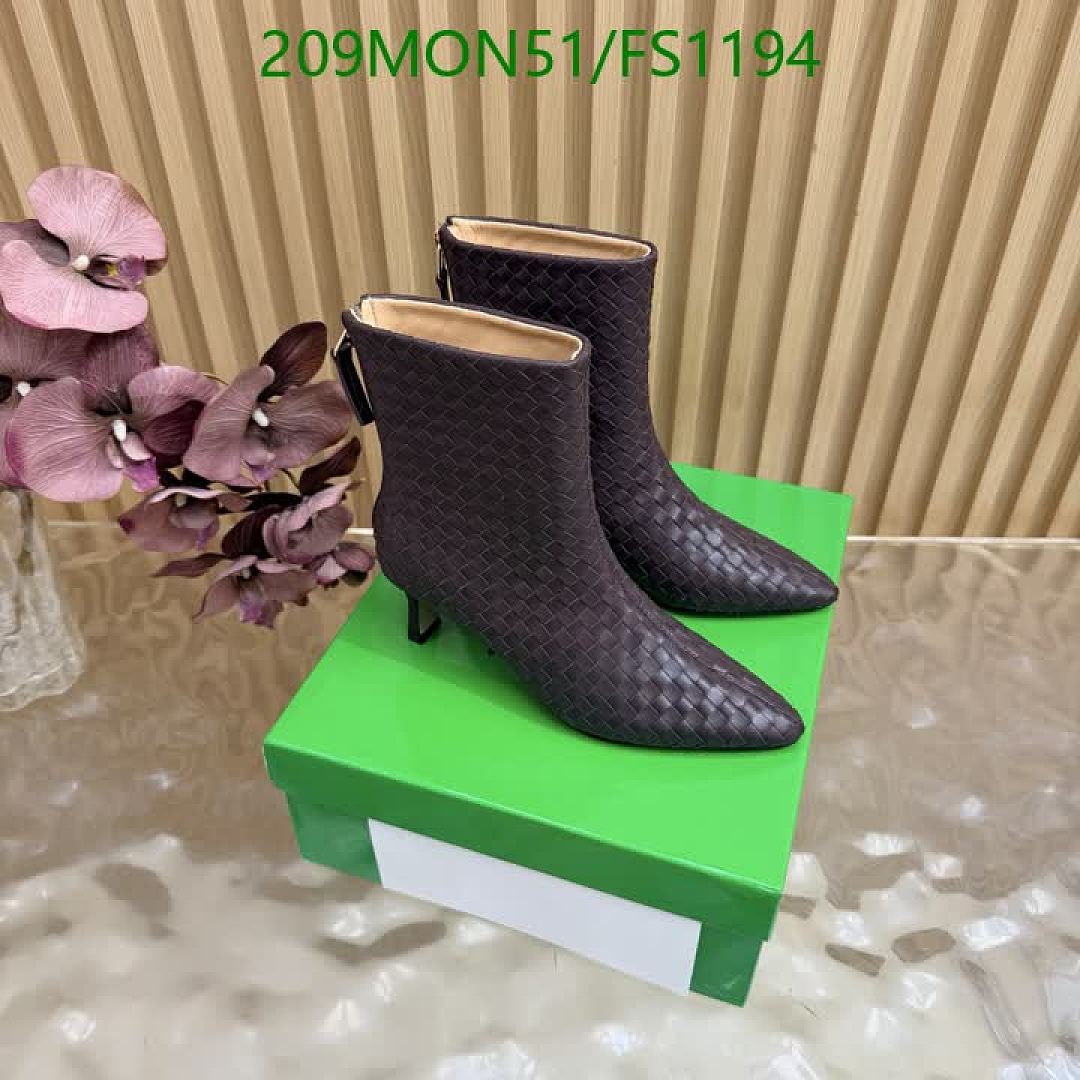 BV-Women Shoes Code: FS1194 $: 209USD