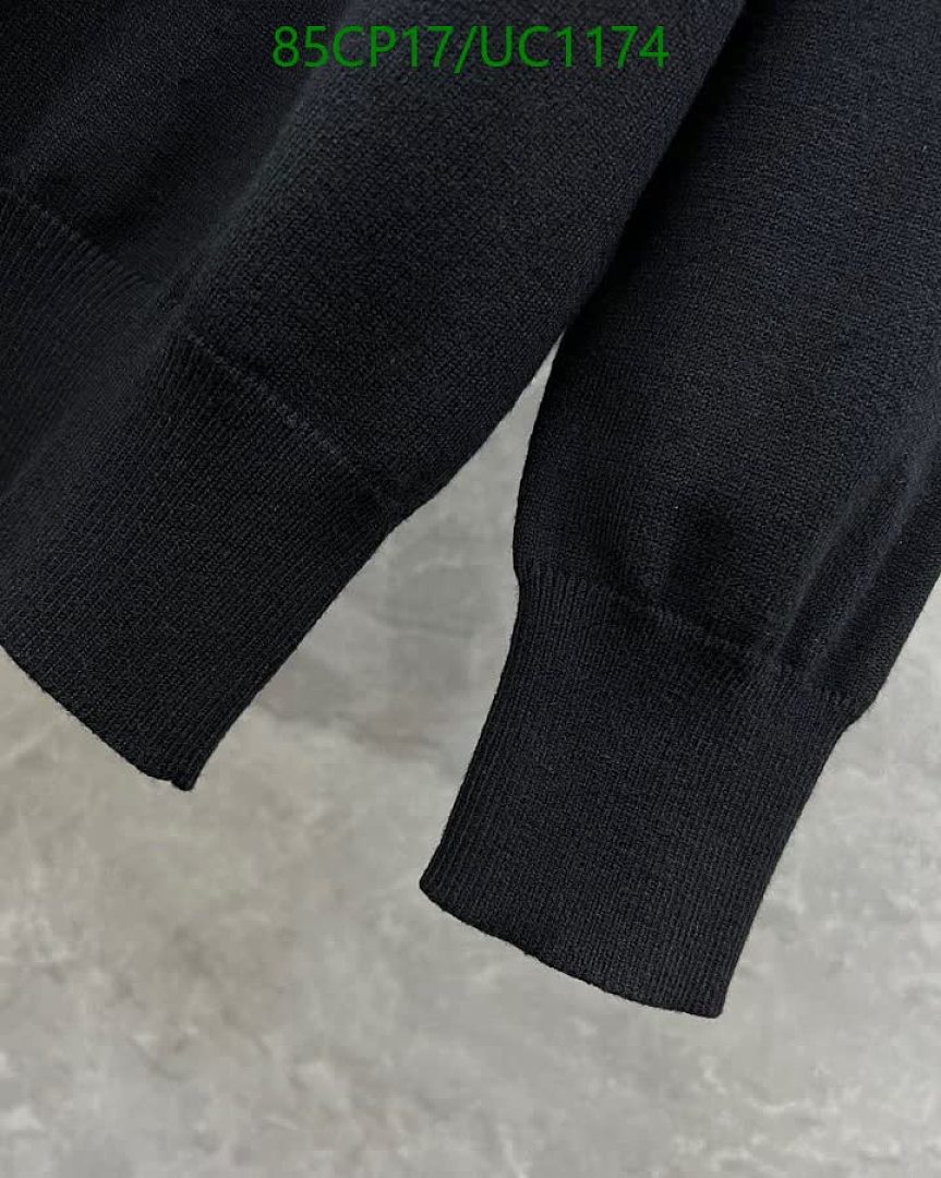 Moncler-Clothing Code: UC1174 $: 85USD
