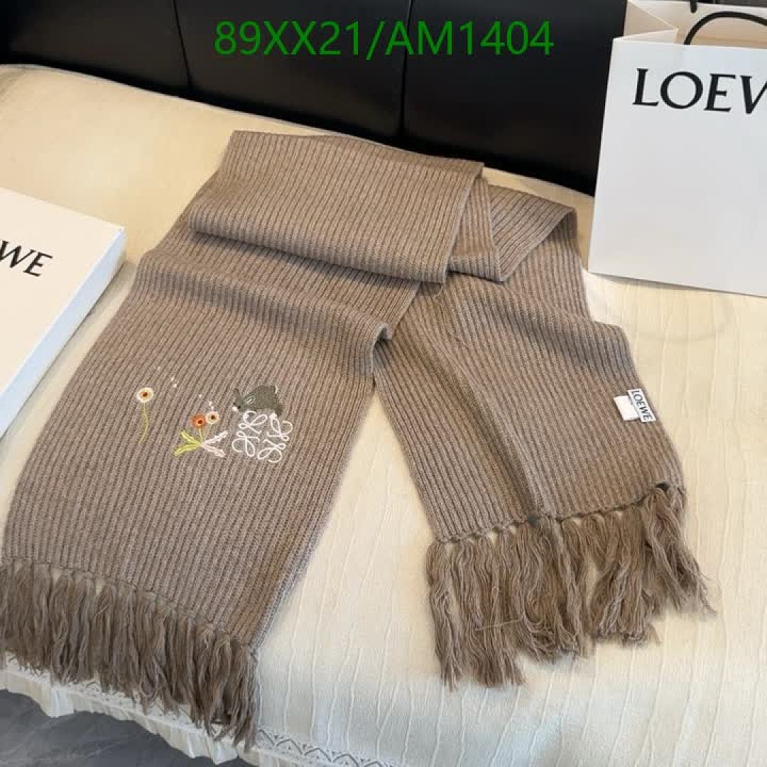 Loewe-Scarves Code: AM1404 $: 89USD