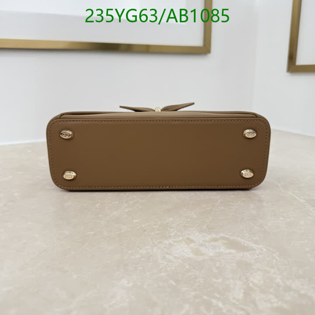 Dior-BagsMirror Quality Code: AB1085 $: 235USD