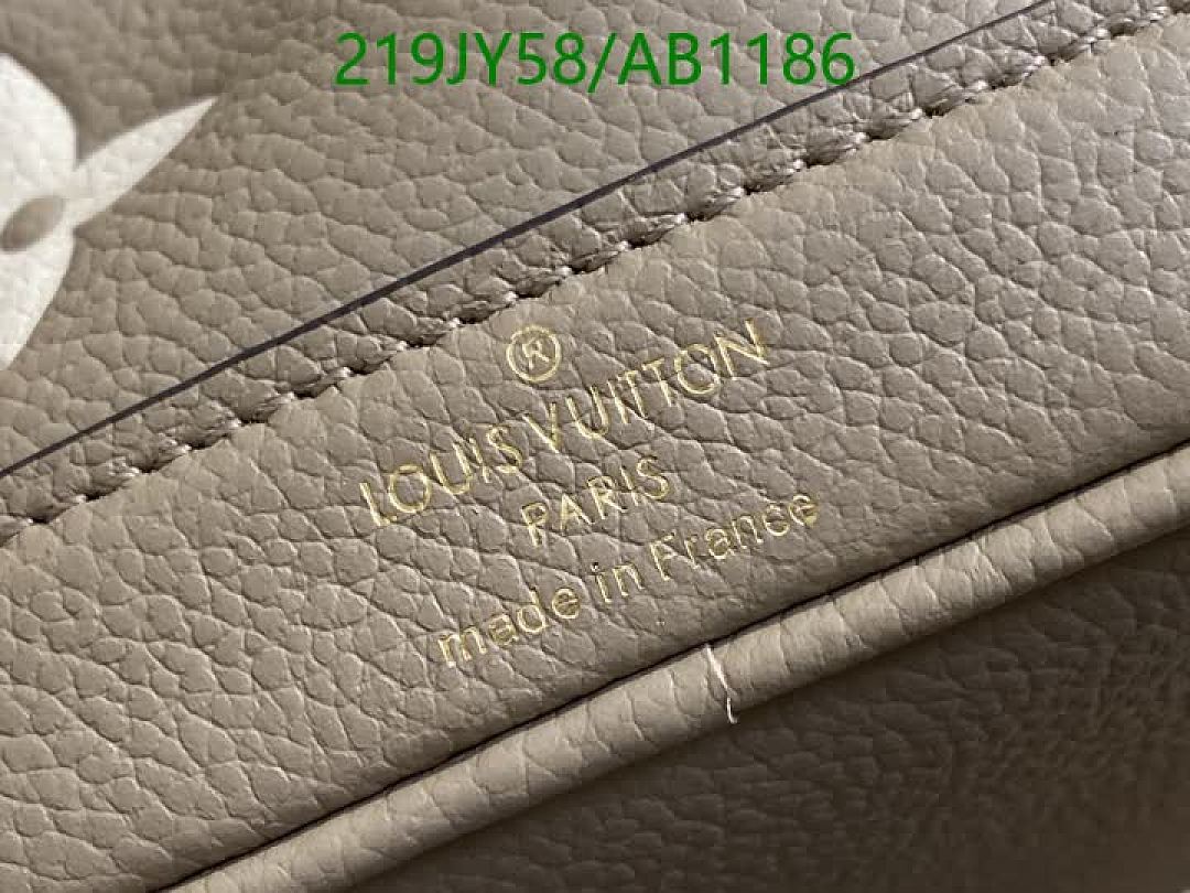 LV-BagsMirror Quality Code: AB1186 $: 219USD