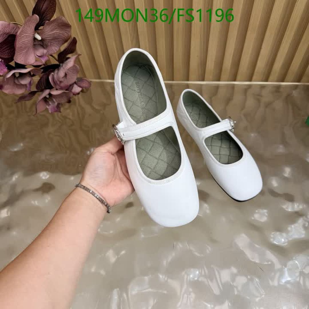 BV-Women Shoes Code: FS1196 $: 149USD