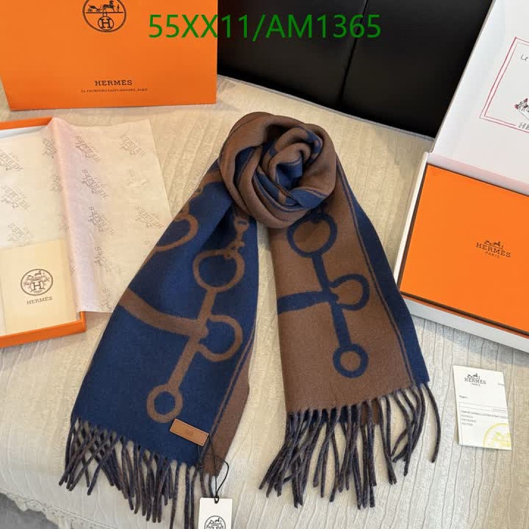 Hermes-Scarves Code: AM1365 $: 55USD