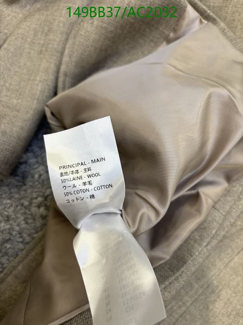 LV-Clothing Code: AC2032 $: 149USD