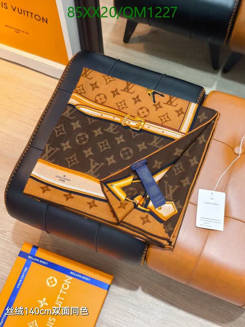 LV-Scarves Code: QM1227 $: 85USD