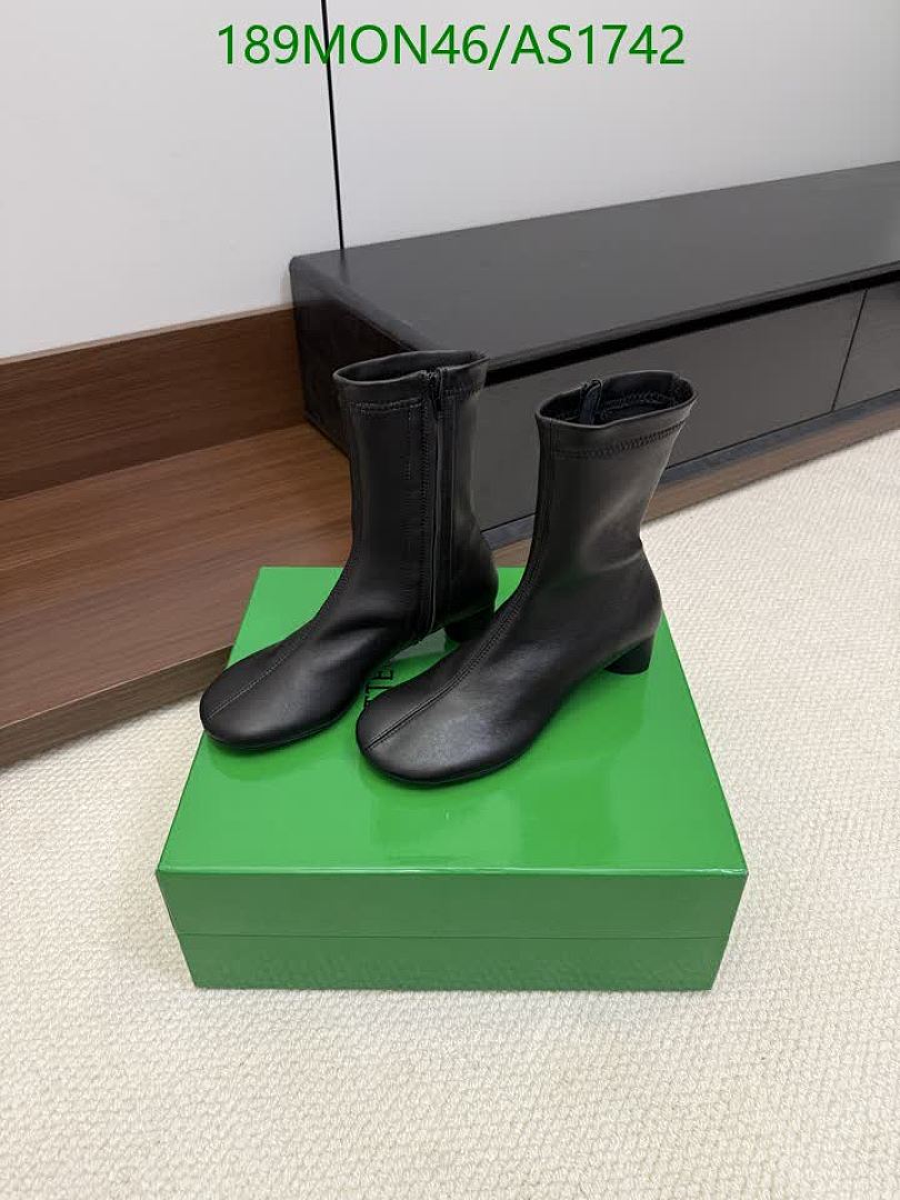 BV-Women Shoes Code: AS1742 $: 189USD