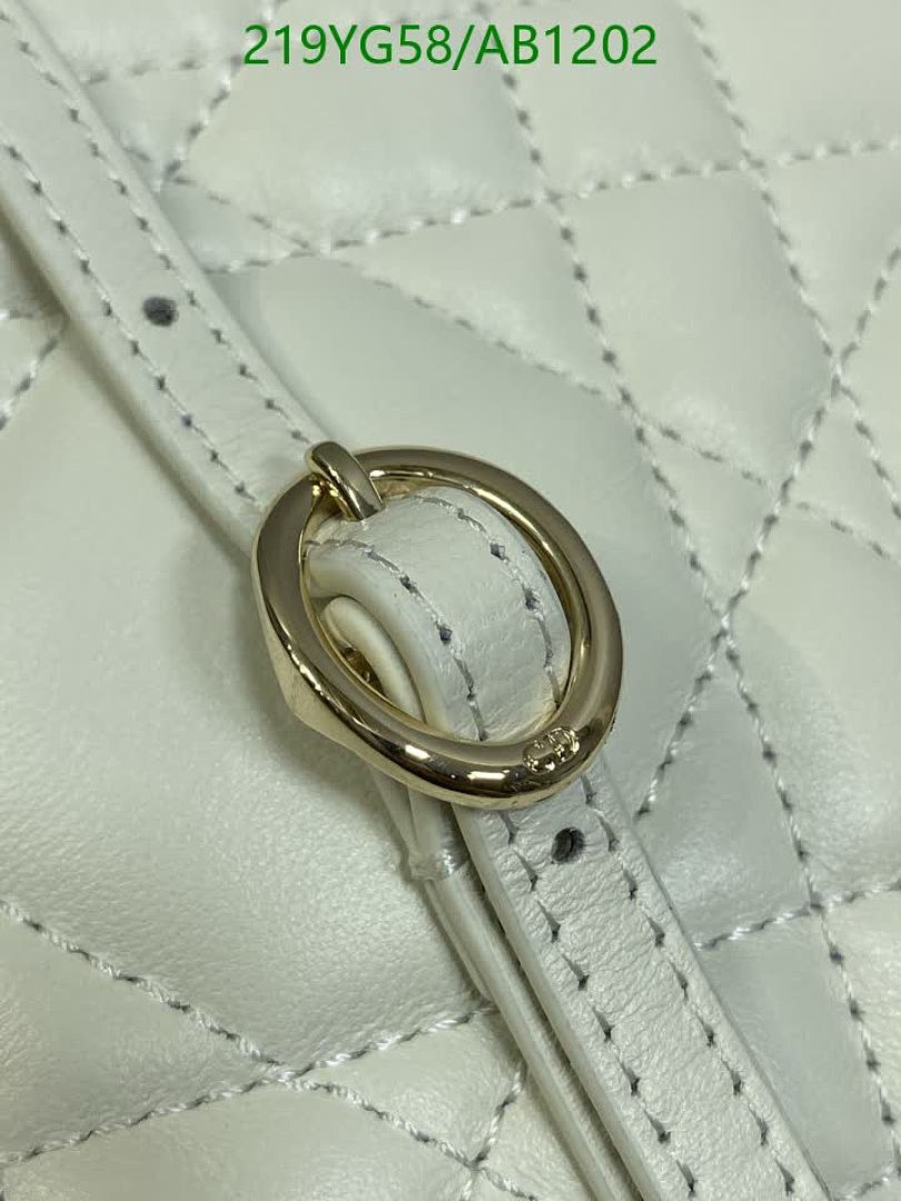 Dior-BagsMirror Quality Code: AB1202 $: 219USD