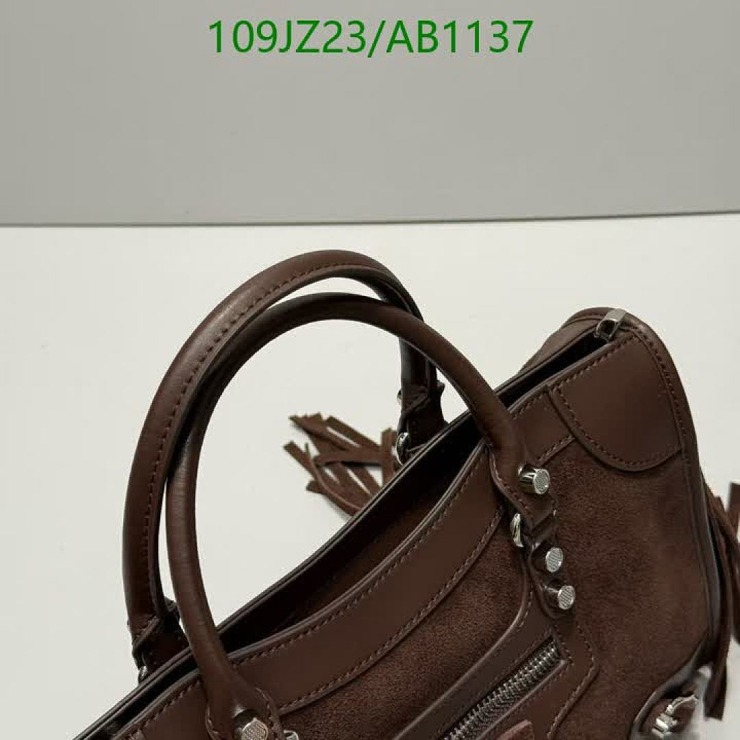 Balenciaga-Bags4A Quality Code: AB1137 $: 109USD
