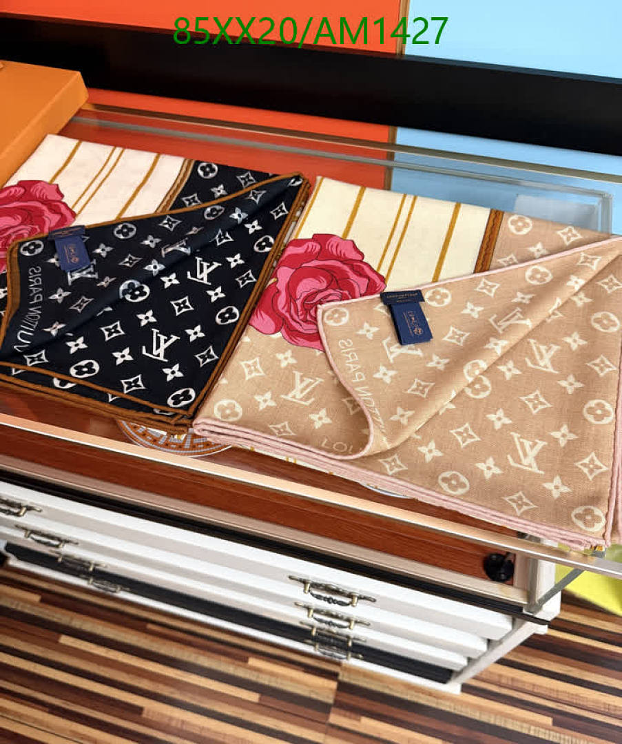 LV-Scarves Code: AM1427 $: 85USD