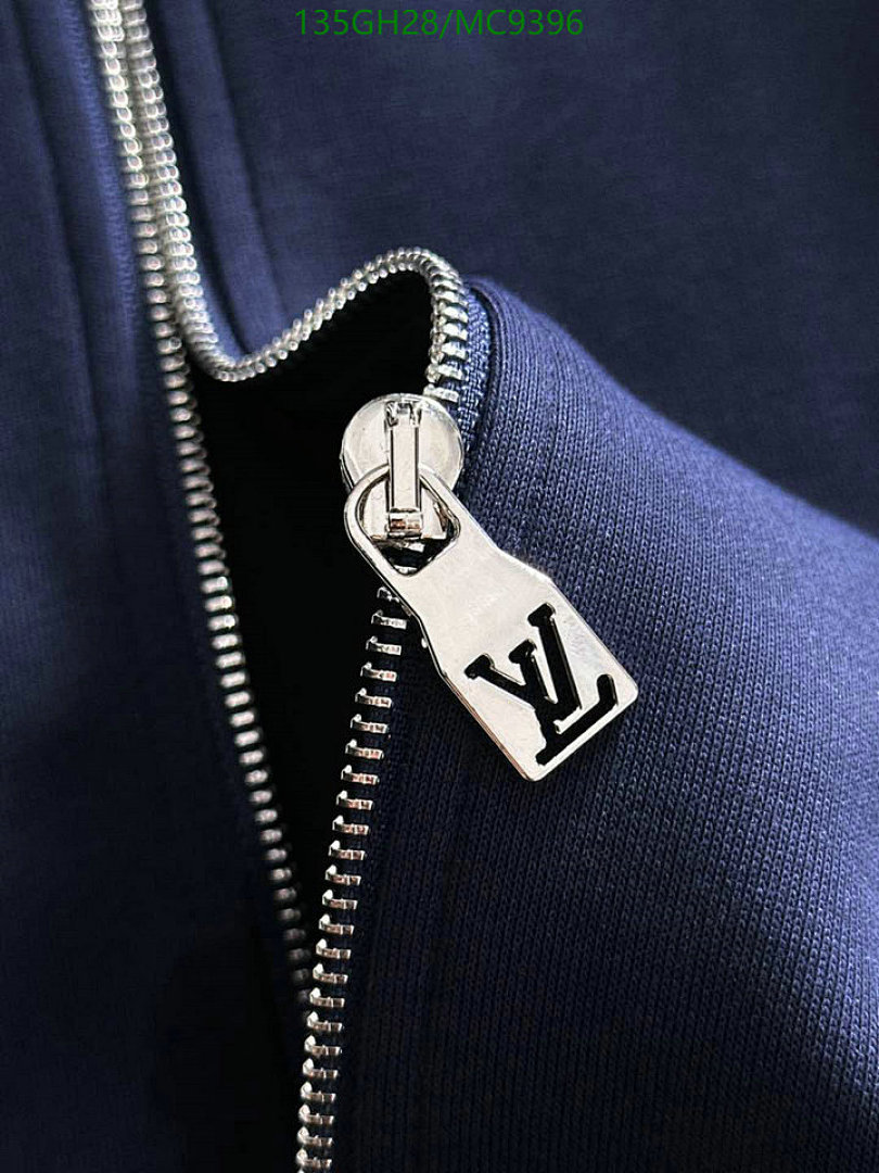 LV-Clothing Code: MC9396 $: 135USD