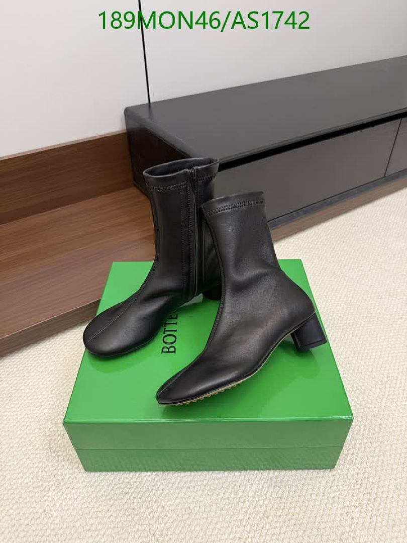 BV-Women Shoes Code: AS1742 $: 189USD