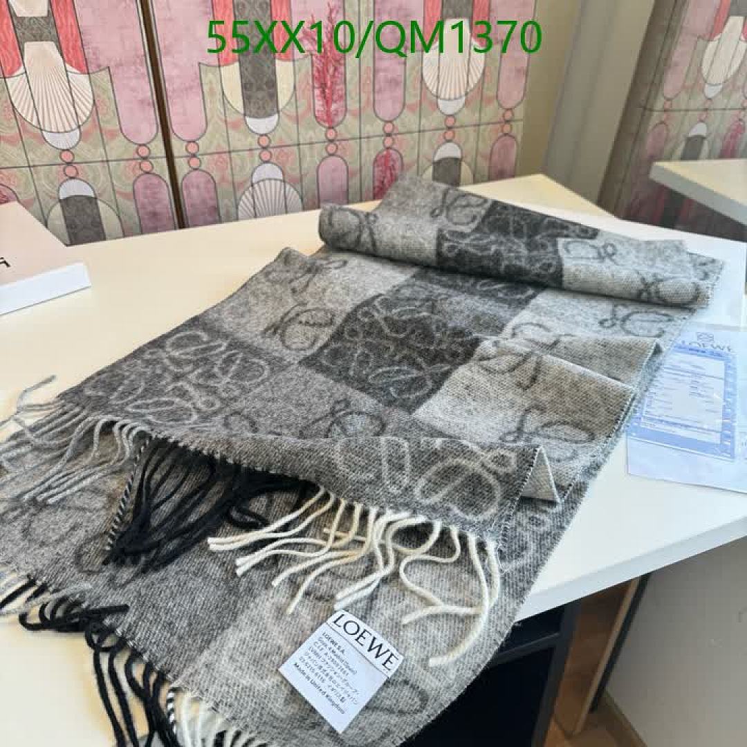 Loewe-Scarves Code: QM1370 $: 55USD