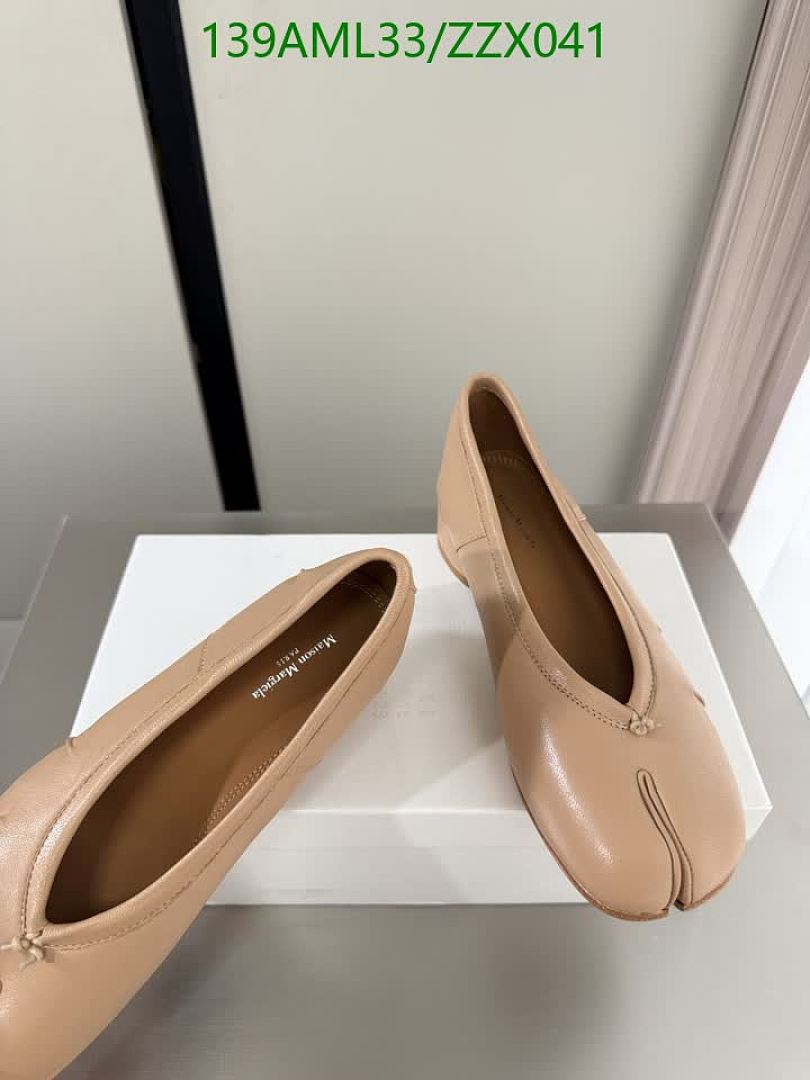 MM6-Women Shoes Code: ZZX041 $: 139USD