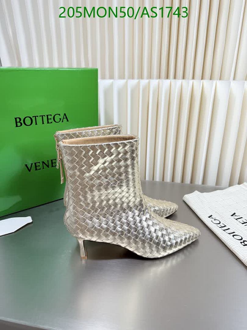 BV-Women Shoes Code: AS1743 $: 205USD