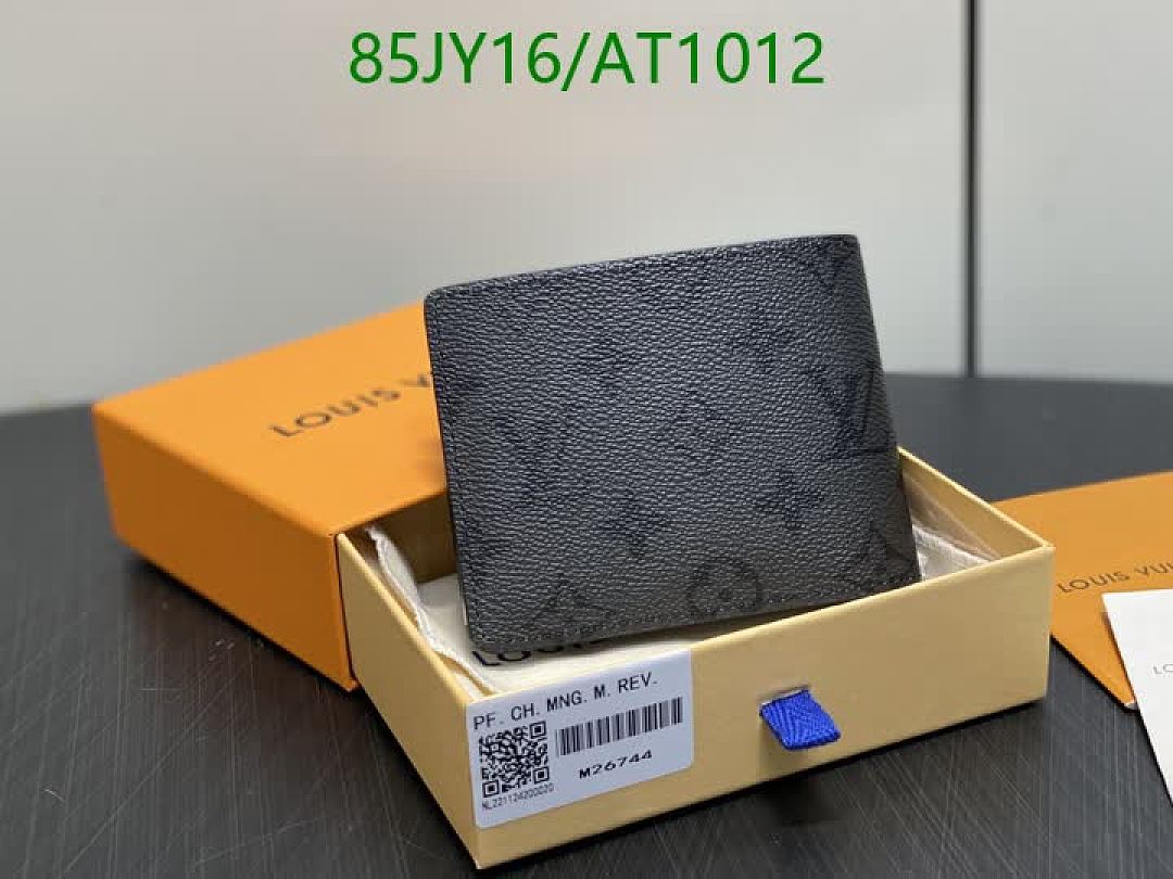 LV-WalletsMirror Quality Code: AT1012 $: 85USD