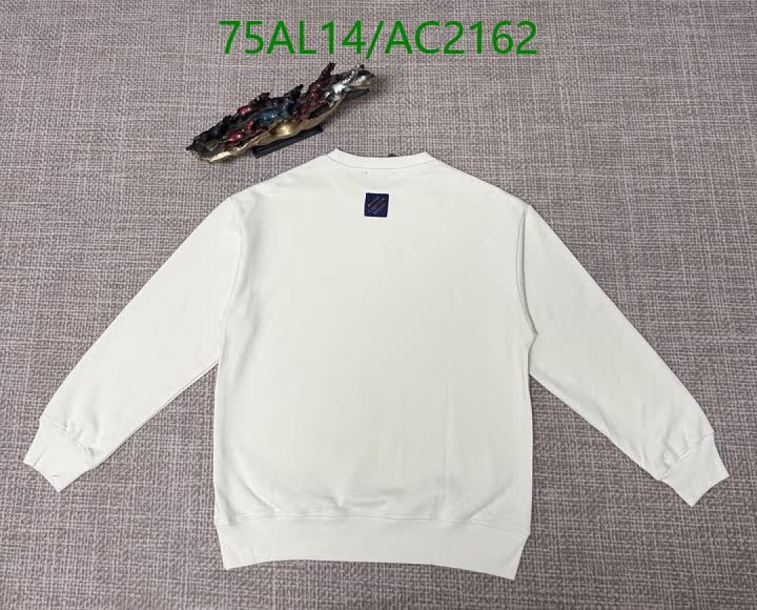 LV-Clothing Code: AC2162 $: 75USD