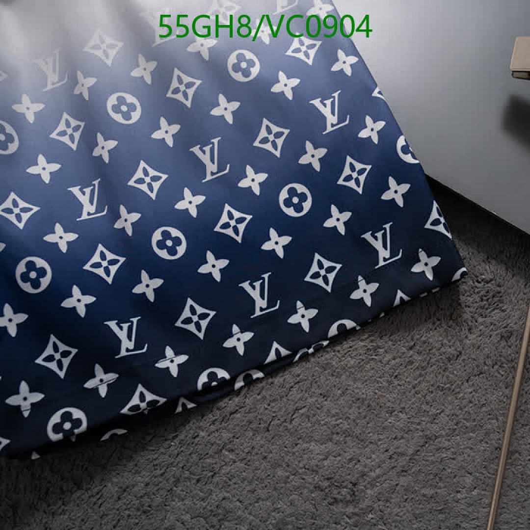 LV-Clothing Code: VC0904 $: 55USD