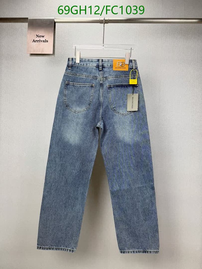 Balenciaga-Clothing Code: FC1039 $: 69USD