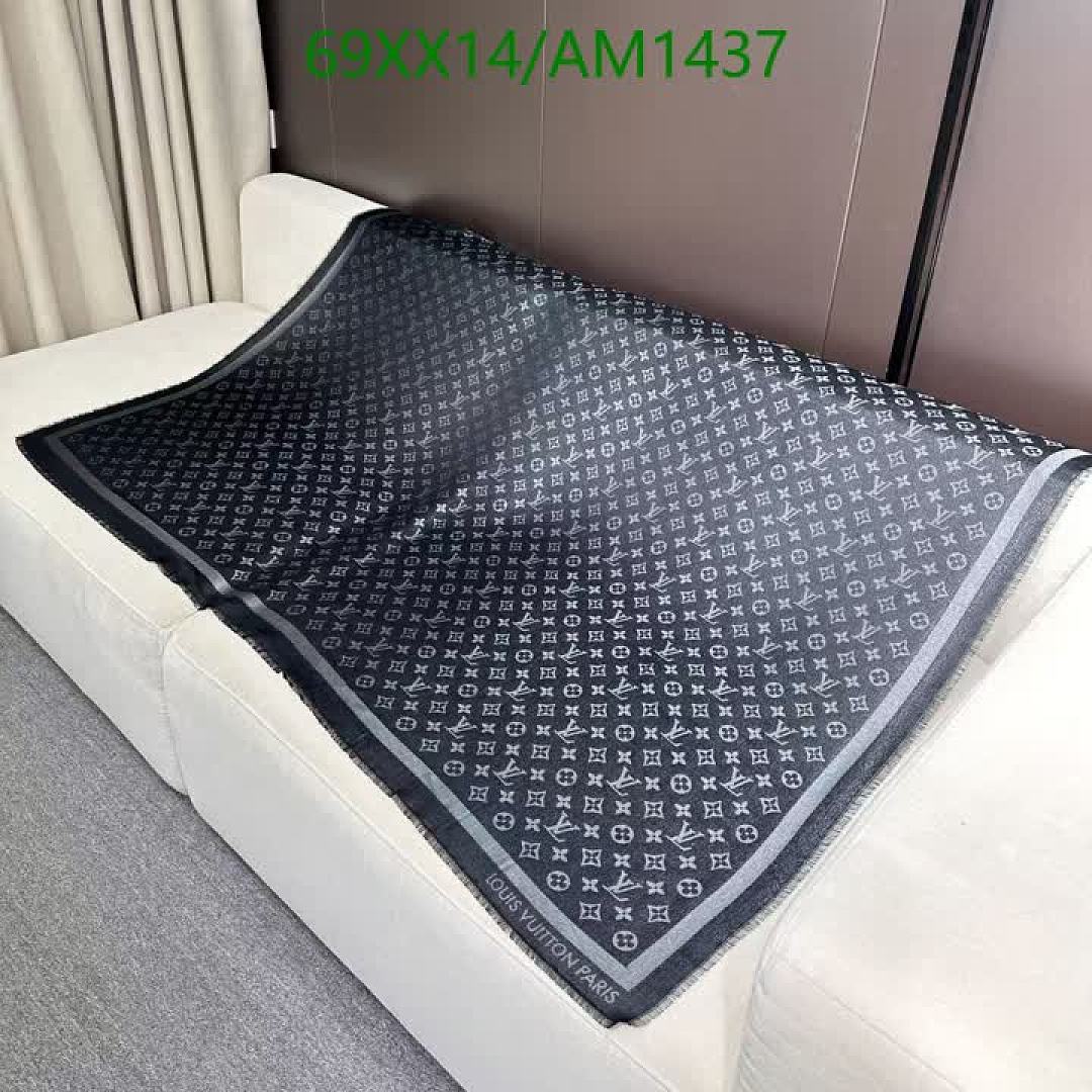 LV-Scarves Code: AM1437 $: 69USD