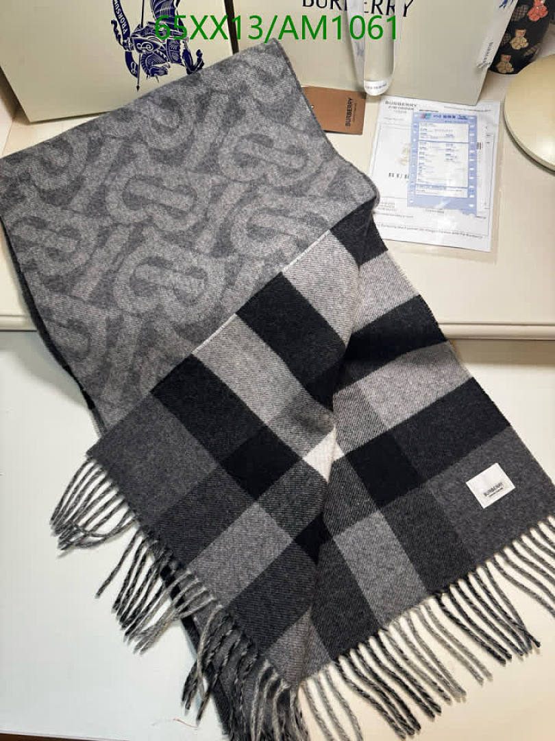 Burberry-Scarves Code: AM1061 $: 65USD