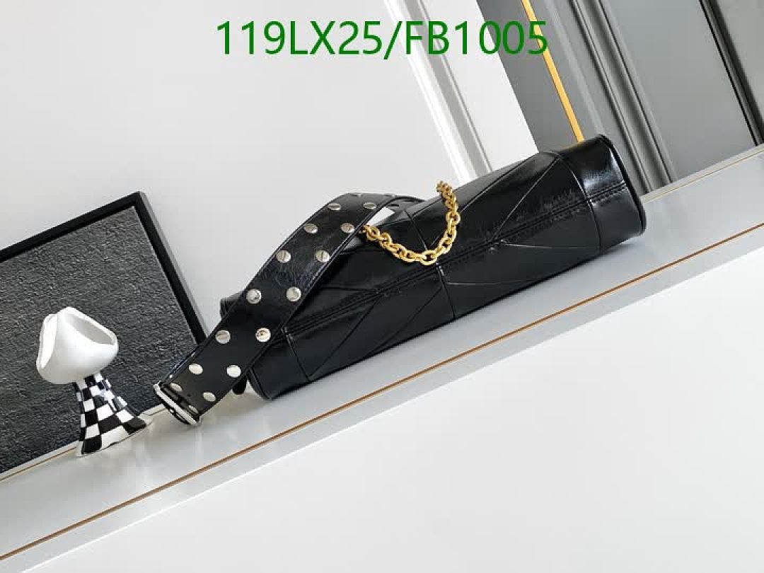 Valentino-Bags4A Quality Code: FB1005 $: 119USD