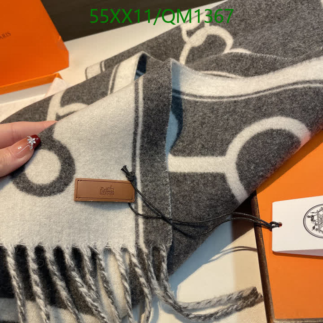 Hermes-Scarves Code: QM1367 $: 55USD