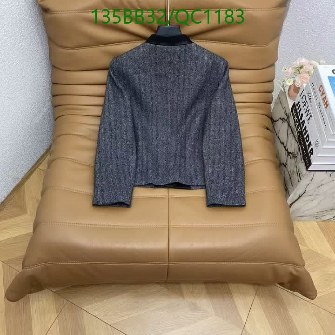Chanel-Clothing Code: QC1183 $: 135USD