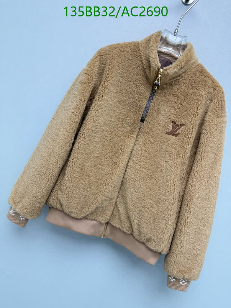 LV-Clothing Code: AC2690 $: 135USD