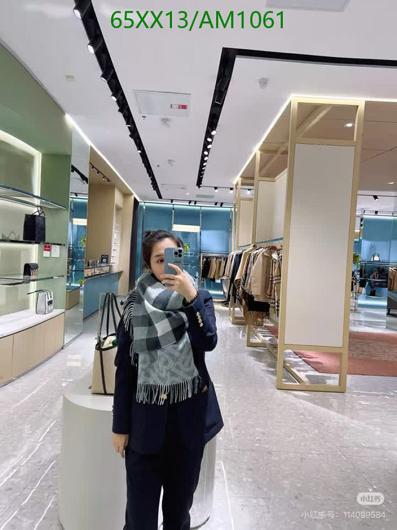 Burberry-Scarves Code: AM1061 $: 65USD