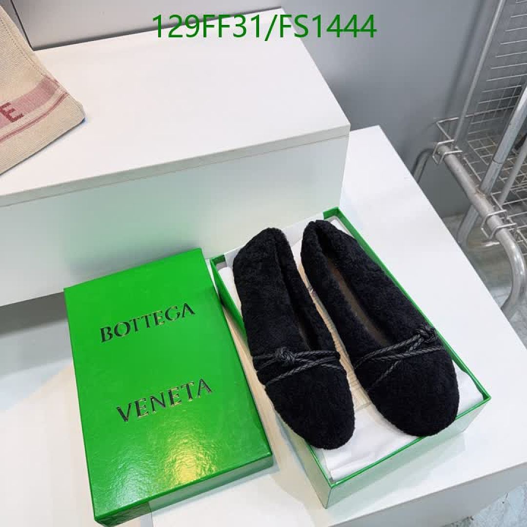 BV-Women Shoes Code: FS1444 $: 129USD