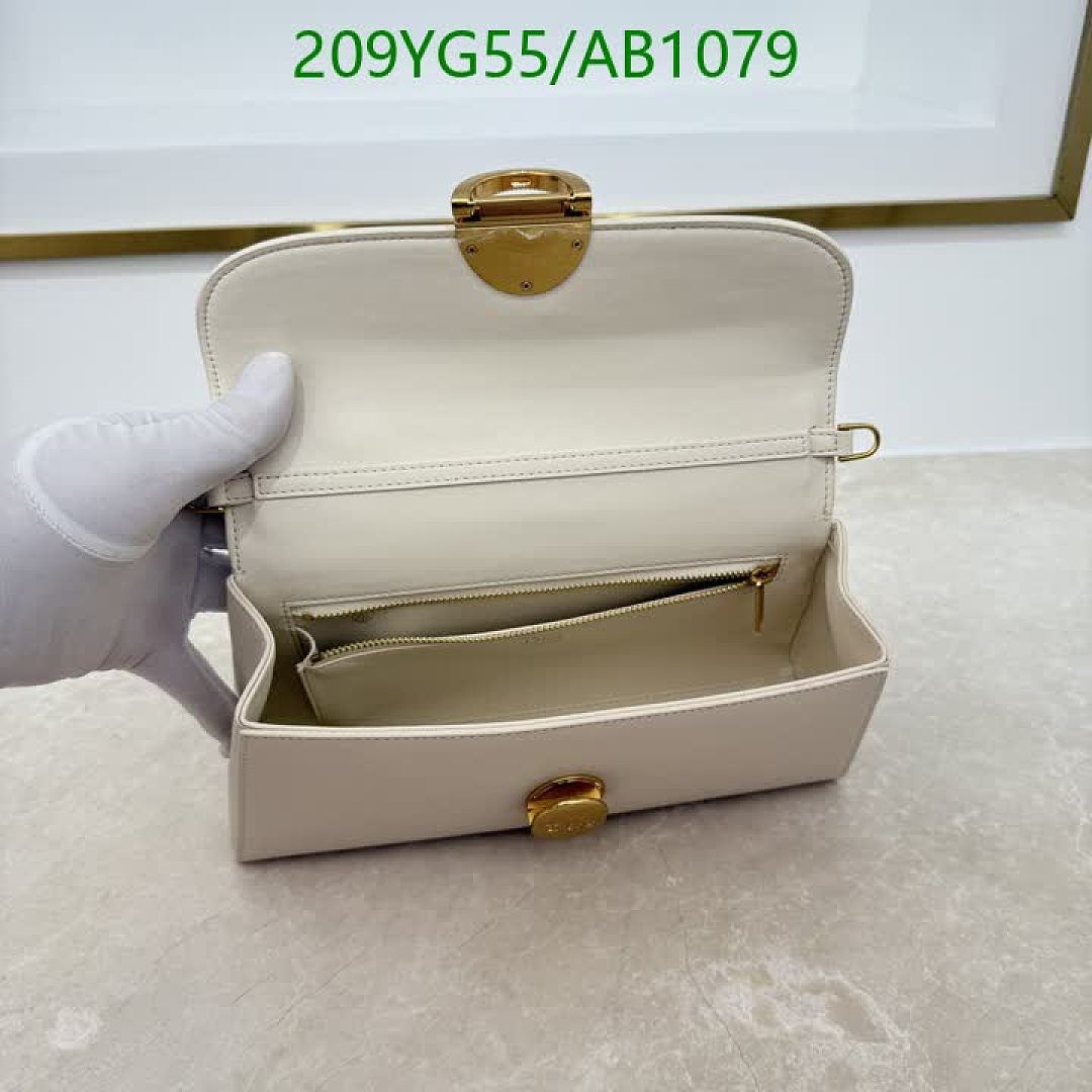 Dior-BagsMirror Quality Code: AB1079 $: 209USD