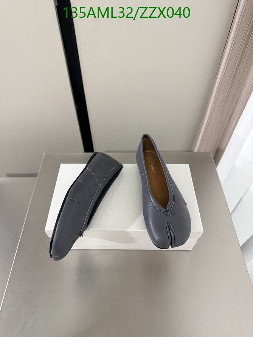 MM6-Women Shoes Code: ZZX040 $: 135USD