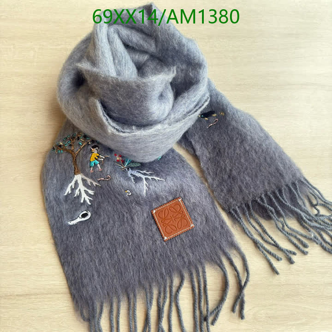 Loewe-Scarves Code: AM1380 $: 69USD