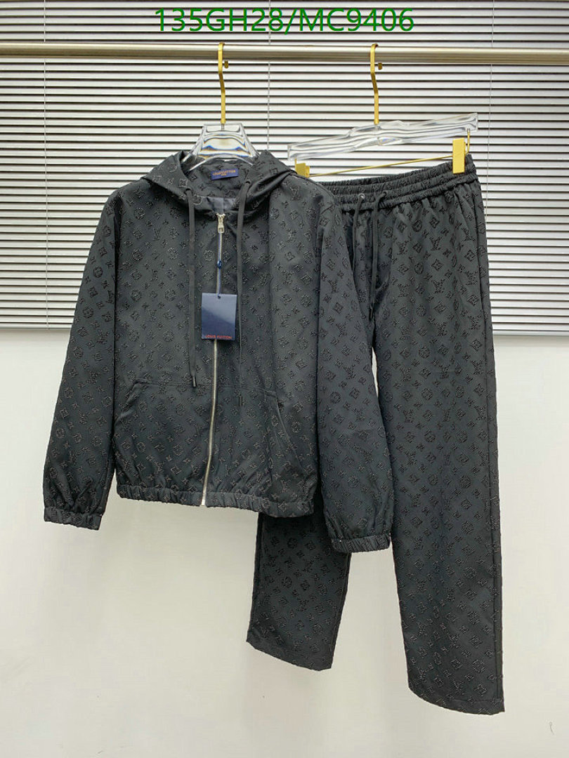 LV-Clothing Code: MC9406 $: 135USD