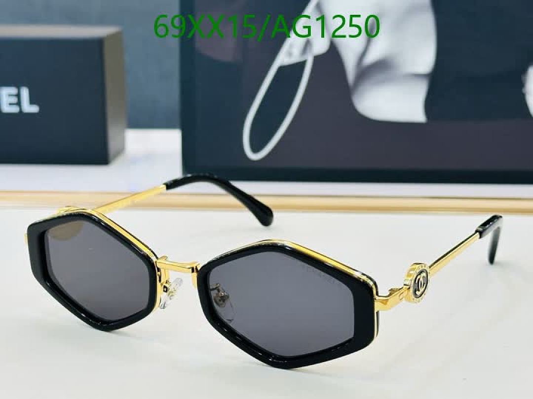 Chanel-Glasses Code: AG1250 $: 69USD