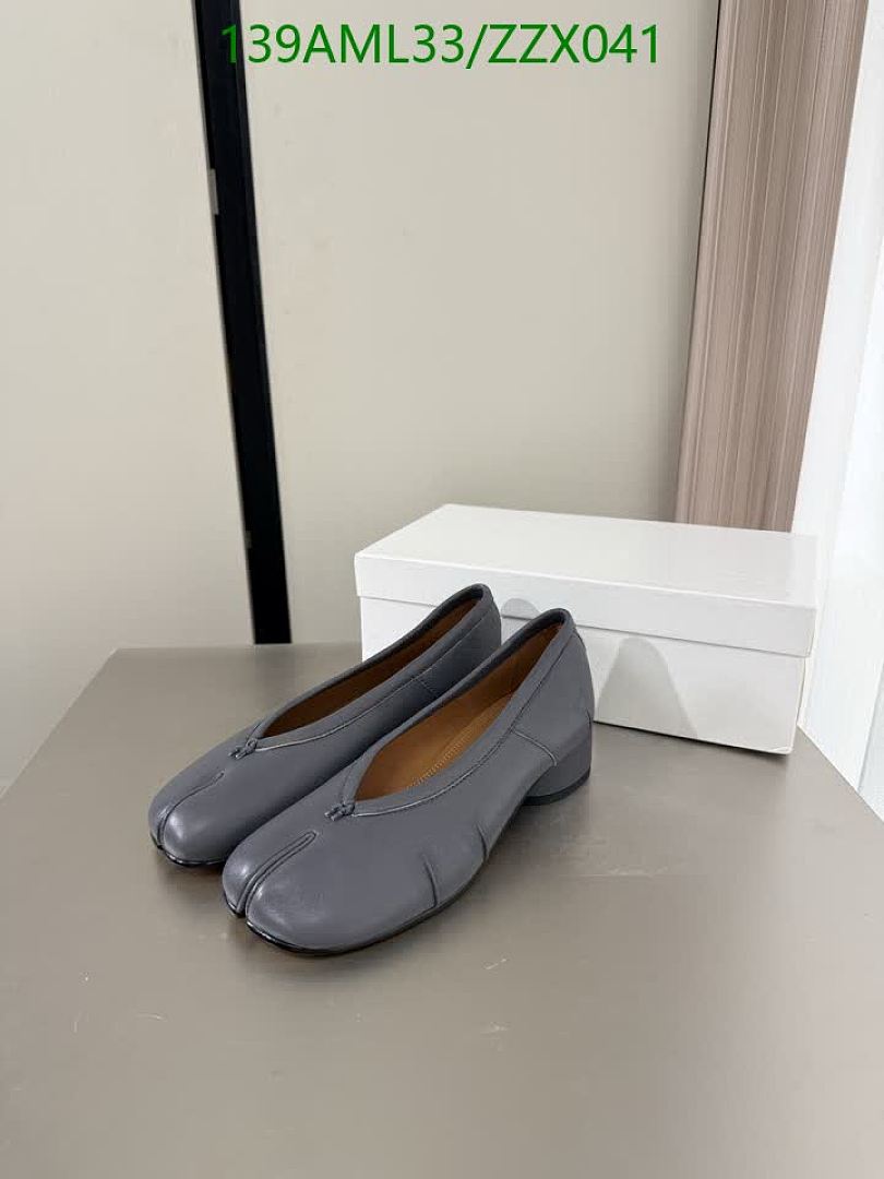 MM6-Women Shoes Code: ZZX041 $: 139USD